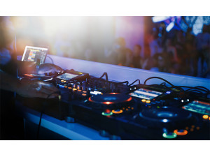 My Laptop Crashed at Peak Hour — Here’s How I Saved the Set My Laptop Crashed at Peak Hour — Here’s How I Saved the Set