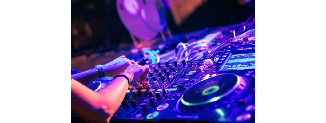 How to Prep for a DJ Set: A Pro’s Guide to Crushing Every Gig How to Prep for a DJ Set: A Pro’s Guide to Crushing Every Gig