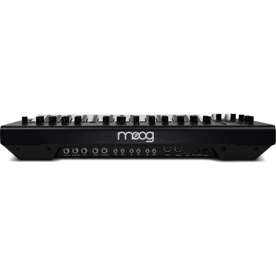 Moog Messenger Analog Monophonic 32-Key Synthesizer Moog Messenger Analog Monophonic 32-Key Synthesizer