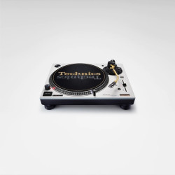 Technics SL-1200MK7L Direct Drive Turntable 50th Anniversary Limited Edition White Technics SL-1200MK7L Direct Drive Turntable 50th Anniversary Limited Edition White