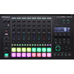 Roland MC-707 GROOVEBOX Roland MC-707 GROOVEBOX