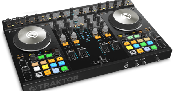Native Instruments Traktor Kontrol S4 MK2 - DJ Controller
