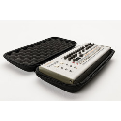 Magma CTRL CASE BOUTIQUE DOCK Magma CTRL CASE BOUTIQUE DOCK