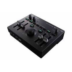 Roland Aira VT-4 Voice Transformer